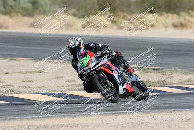 media/Nov-16-2025-Race Pace (Sun) [[8c5fa54630]]/Non Verified Riders (1st 20 Minutes)/2-Turn 10 (1010am)/